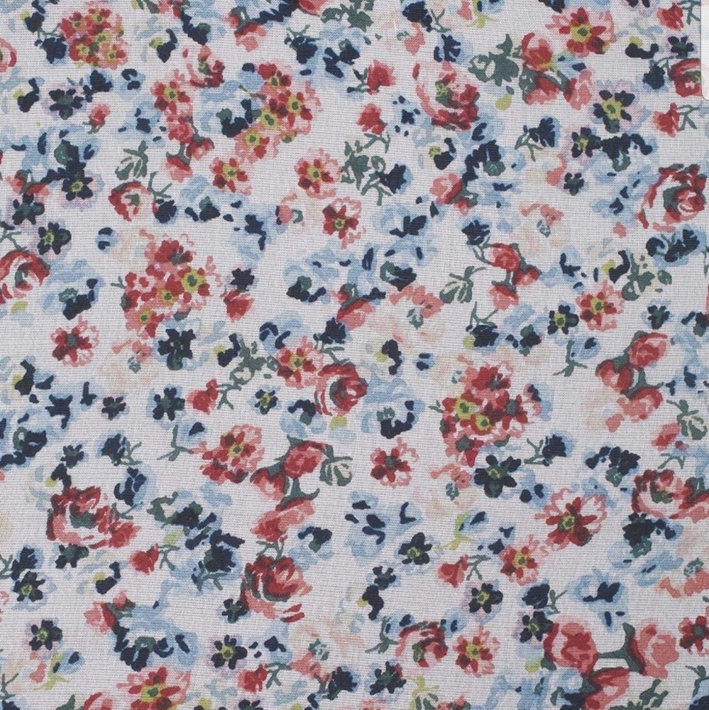 WHITE HOUSE BLACK MARKET ~ Silk Floral Kite Scarf - Picture 3 of 3
